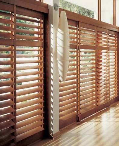 Hunter Douglas: Heritance® Hardwood Shutters