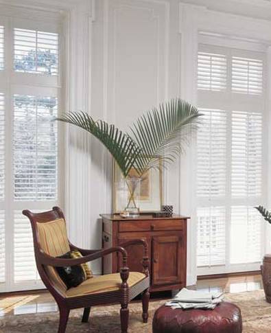 Hunter Douglas: Heritance® Hardwood Shutters